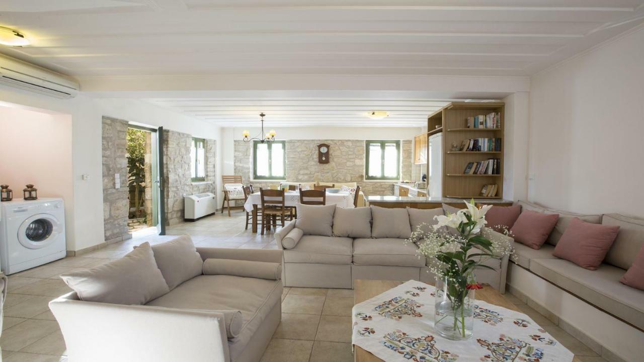 Villa Architect House à Spanokhórion Extérieur photo